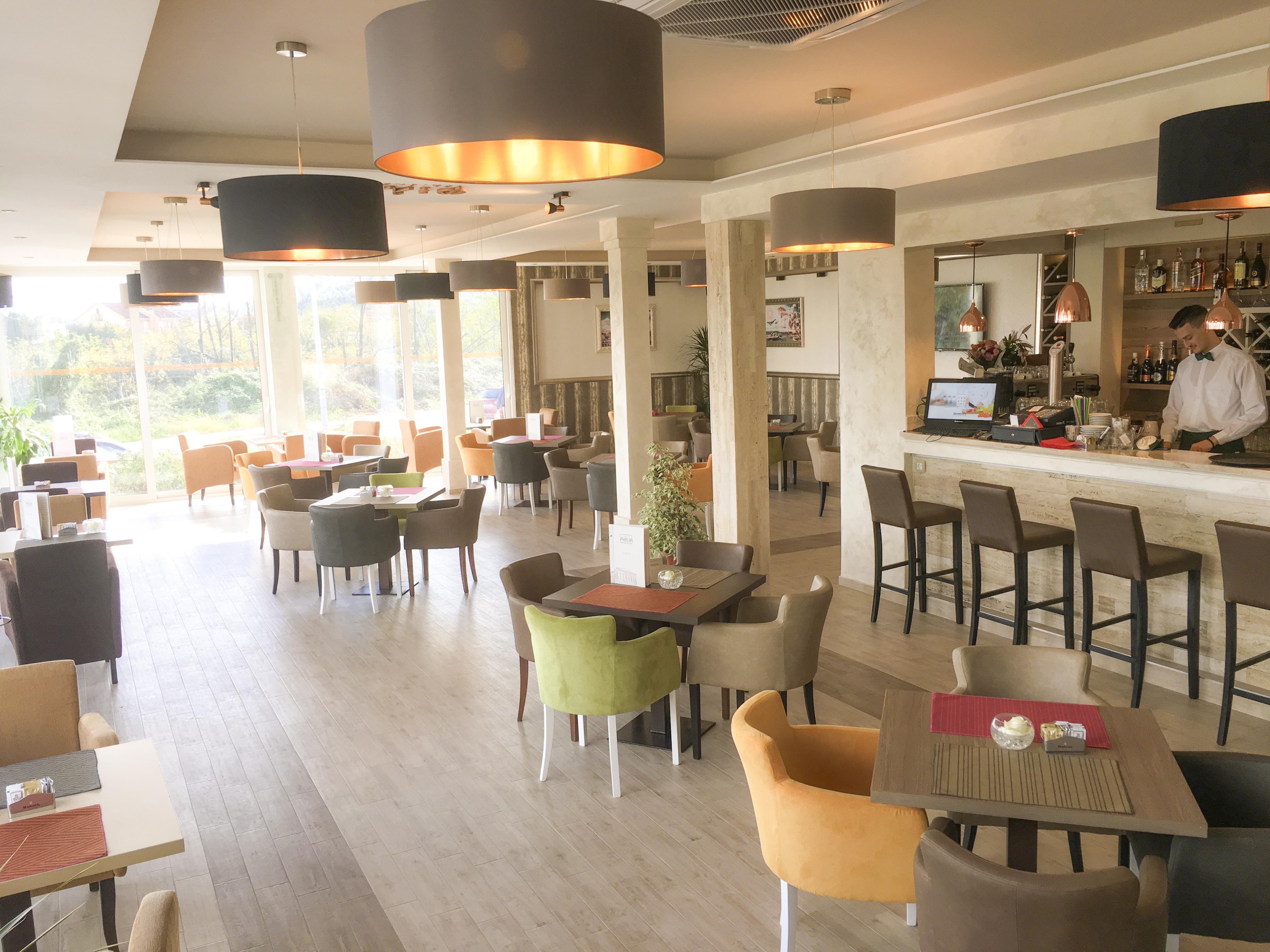 Philia Hotel พอดโกริกา ภายนอก รูปภาพ