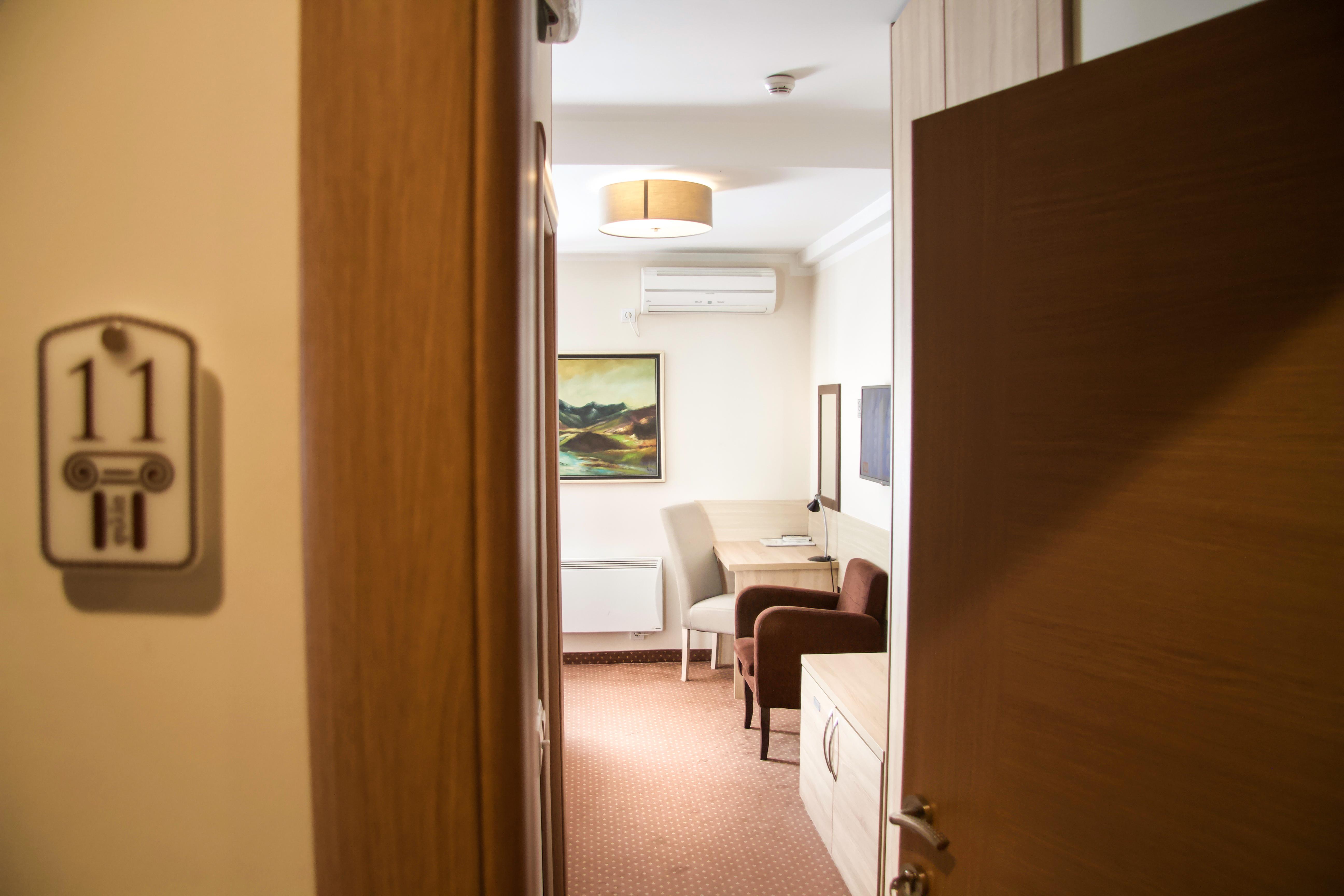 Philia Hotel พอดโกริกา ภายนอก รูปภาพ