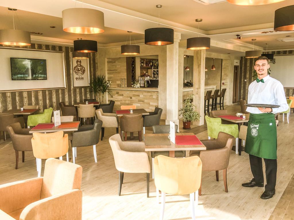 Philia Hotel พอดโกริกา ภายนอก รูปภาพ