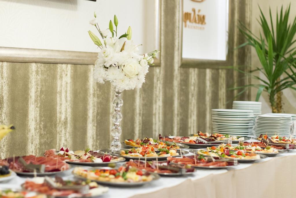 Philia Hotel พอดโกริกา ภายนอก รูปภาพ